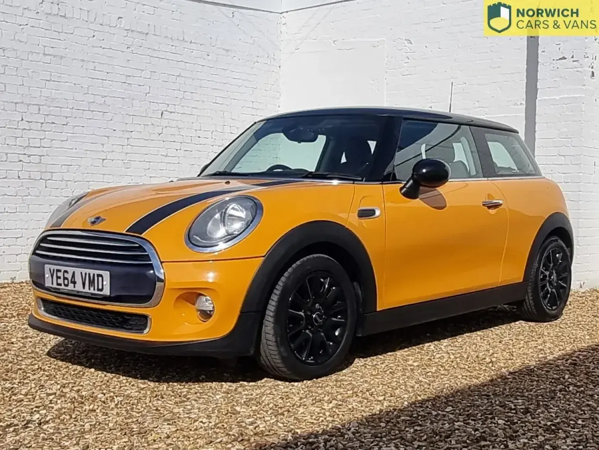 Usado Mini Cooper D Hatch 2014 Laranja Citadino