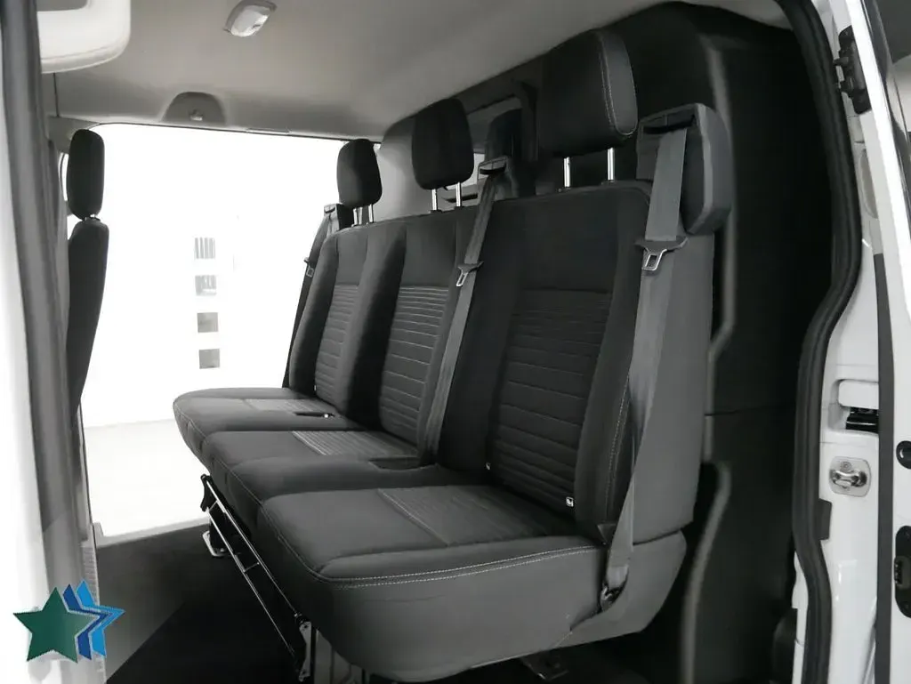 Used Ford 300 Limited 130 HP (95 kW) 2019 White Estate