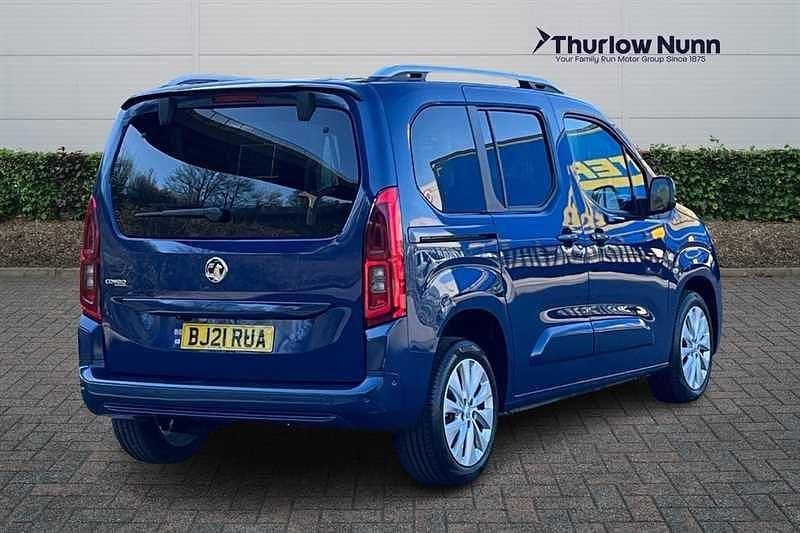 Used Vauxhall Combo Elite 130 HP (95 kW) 2021 Blue MPV