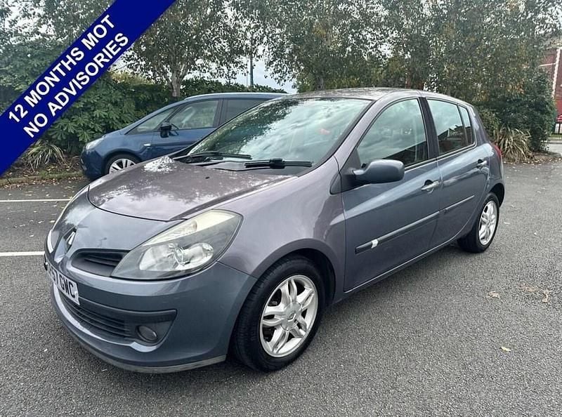 Blue Used 2007 Renault Clio II Dynamique Hatchback | £1,295 (Super price) - Image 1/4
