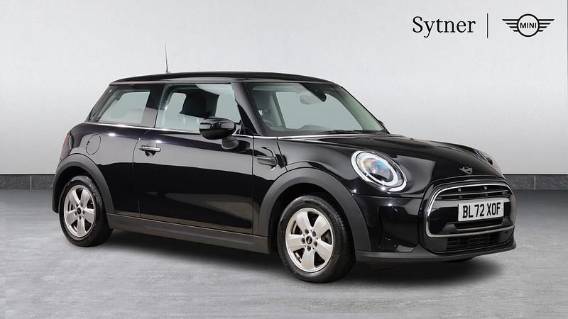 Black Used 2022 Mini Cooper Classic Hatchback | £17,250 (Good price) - Image 1/4