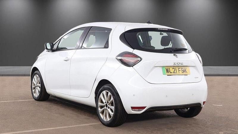 Used Renault Zoe Iconic 80 kW (109 HP) 2020 White Hatchback