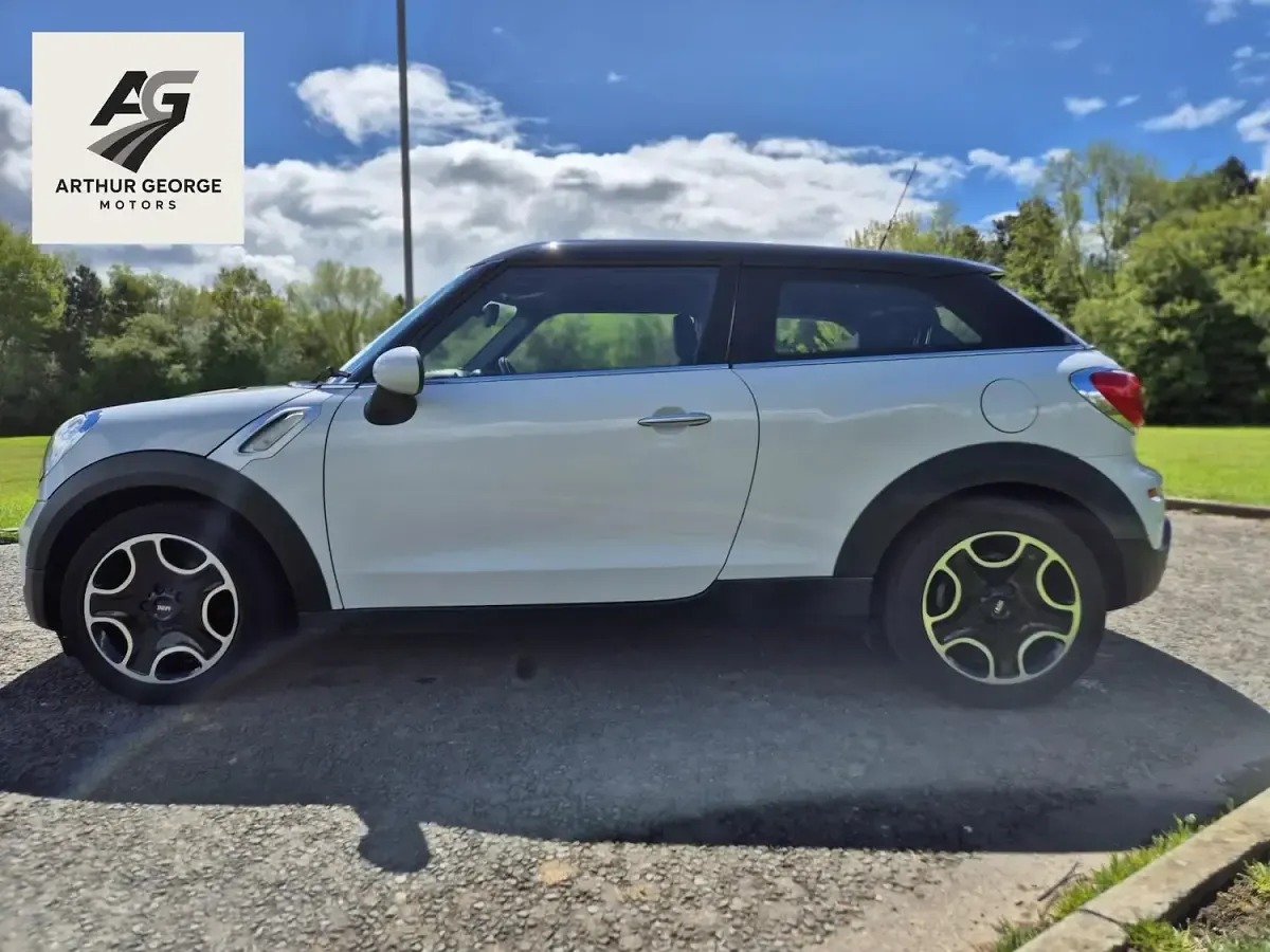 Used Mini Cooper Paceman 122 HP (89 kW) 2013 White SUV