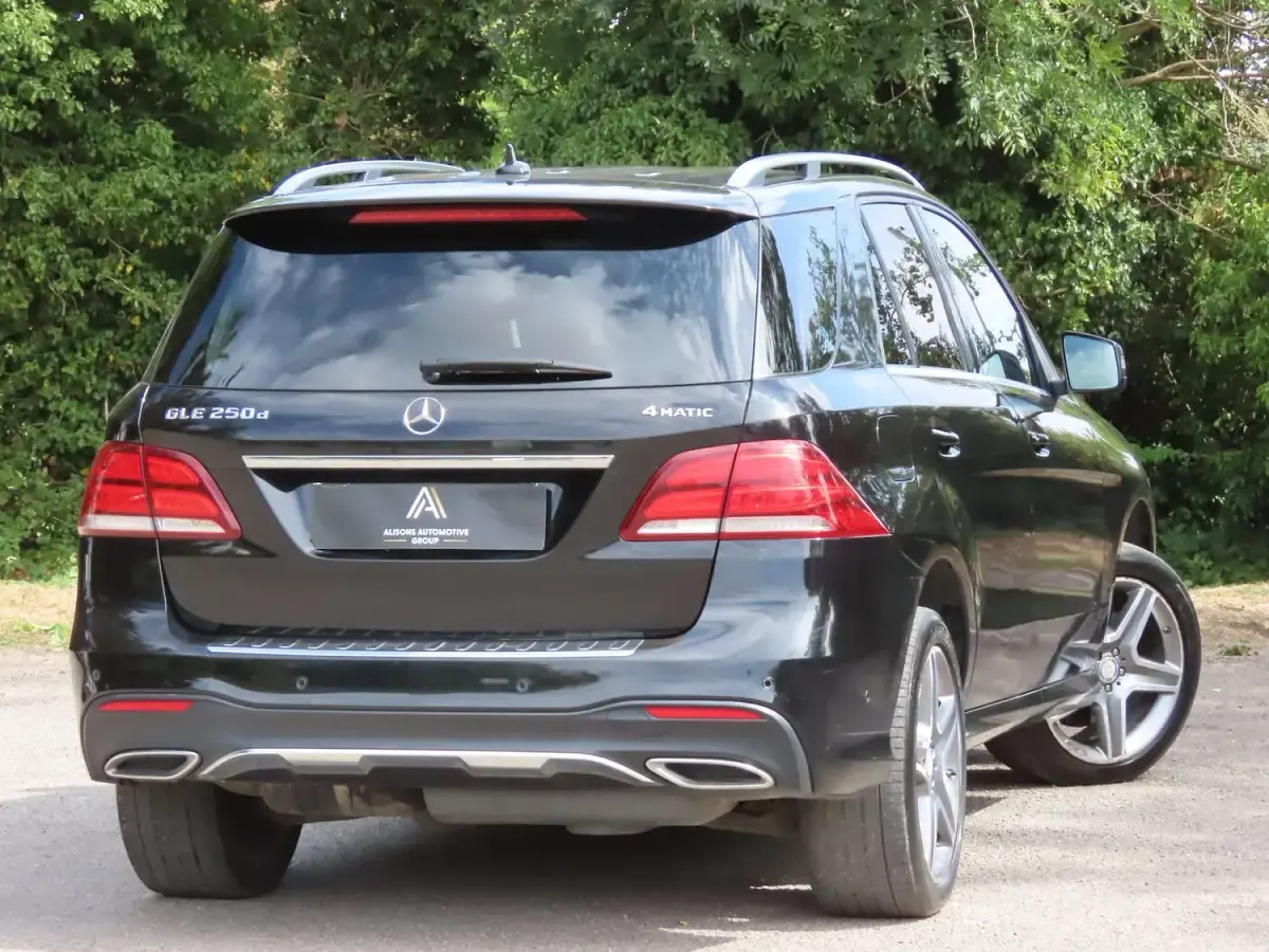 Used Mercedes GLE250 AMG line 201 HP (147 kW) 2016 Black SUV