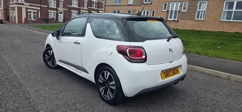 Used DS Automobiles DS3 Chic 2017 White Hatchback