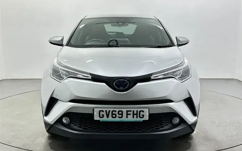 Used Toyota C-HR 122 HP (89 kW) 2019 Silver SUV