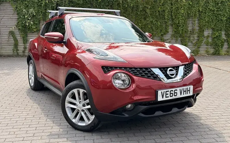 Used Nissan Juke N-Connecta 110 HP (80 kW) 2017 SUV