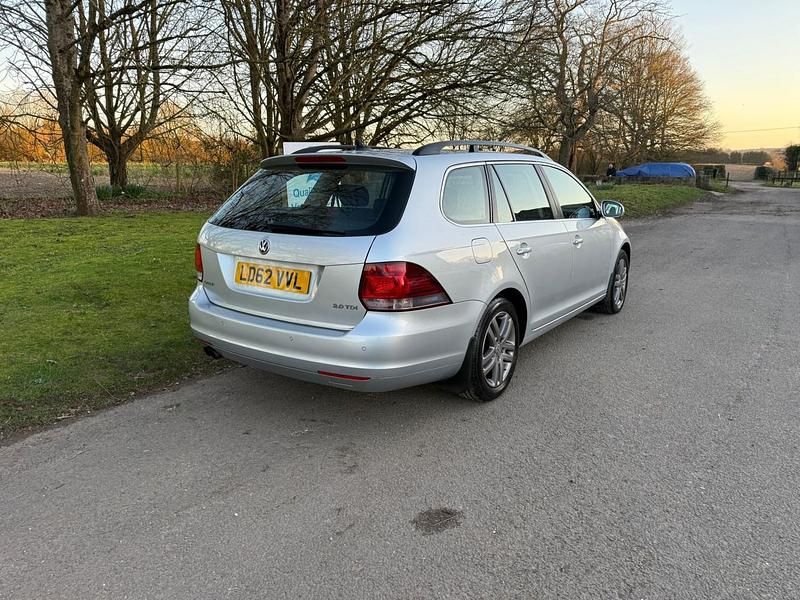 Used VW Golf VII SE 140 HP (102 kW) 2012 Silver Estate