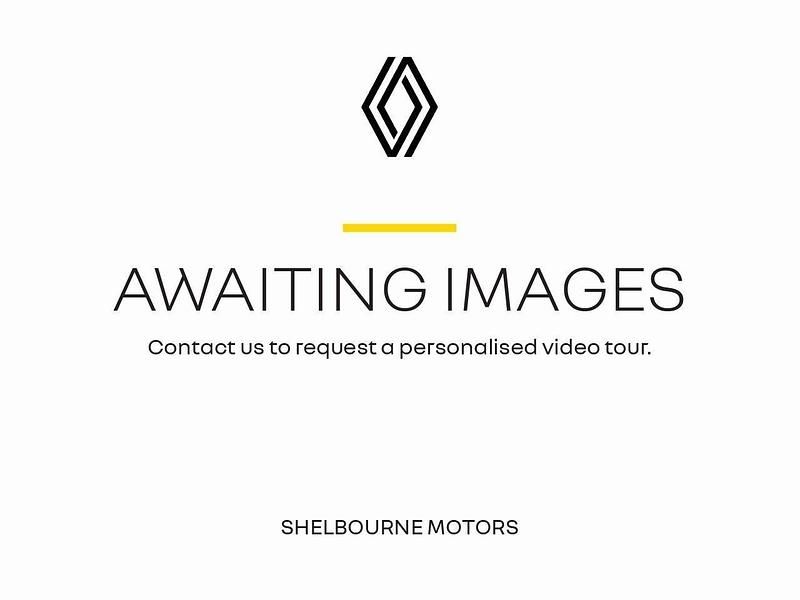 Used Renault Trafic 130 HP (95 kW) 2024 Metallic  carmin red  MPV