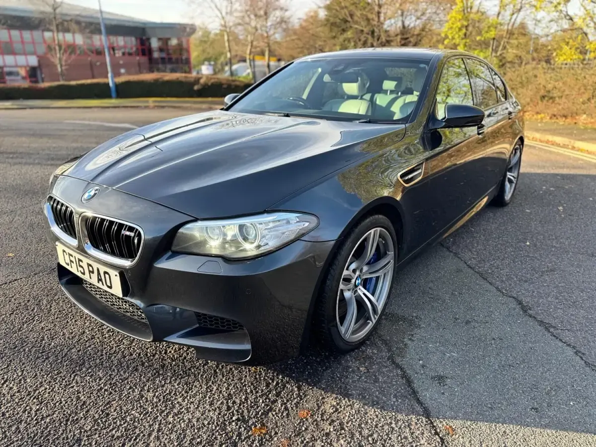 Used BMW M5 Comfort Edition 2015 Grey Sedan
