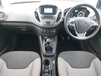 Used Ford Tourneo Zetec 100 HP (73 kW) 2019 Blue Estate