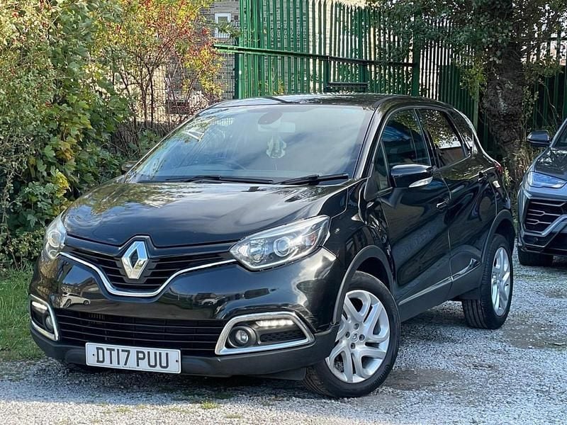 Black Used 2017 Renault Captur Dynamique SUV | £3,290 - Image 1/4