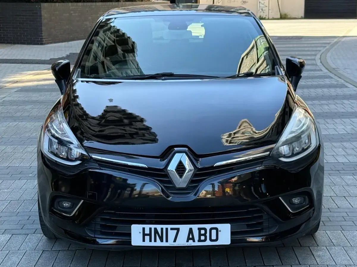 Used Renault Clio Dynamique 2017 Black Hatchback