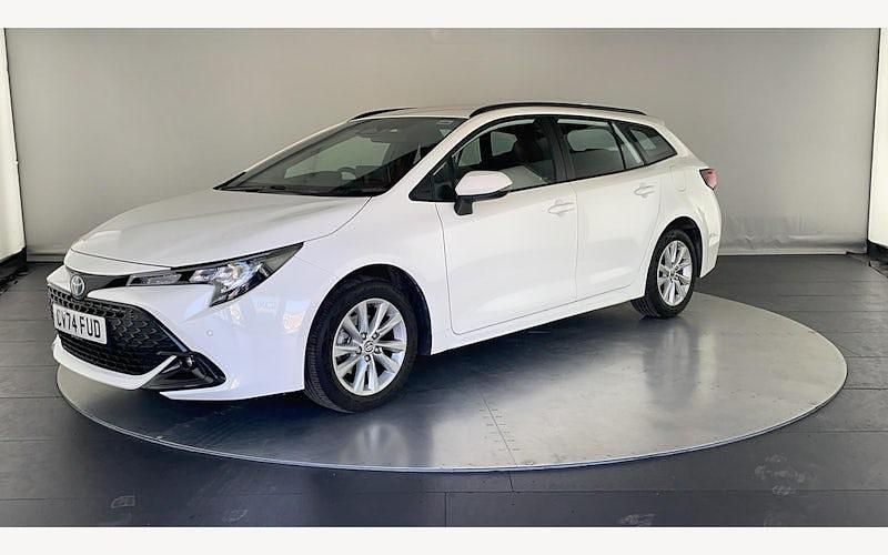 Used Toyota Corolla 140 HP (102 kW) 2025 Estate