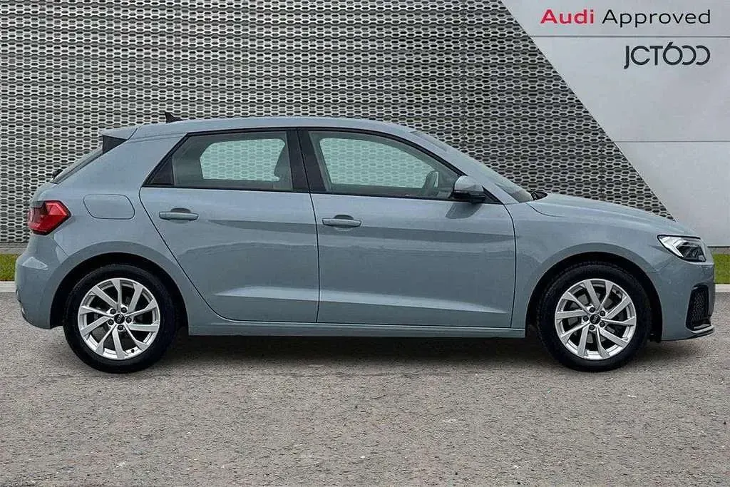 Used Audi A1 Sport 108 HP (79 kW) 2024 Grey SUV