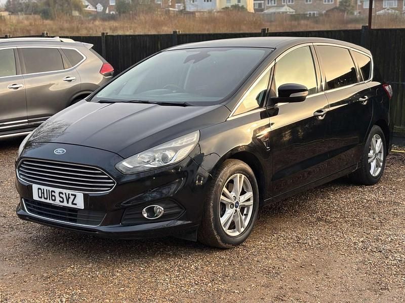 Used Ford S-MAX Titanium 2016 Black MPV
