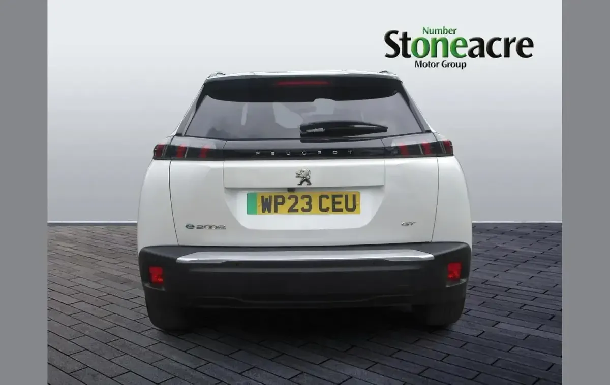 Used Peugeot e-2008 GTi 100 kW (136 HP) 2023 White SUV