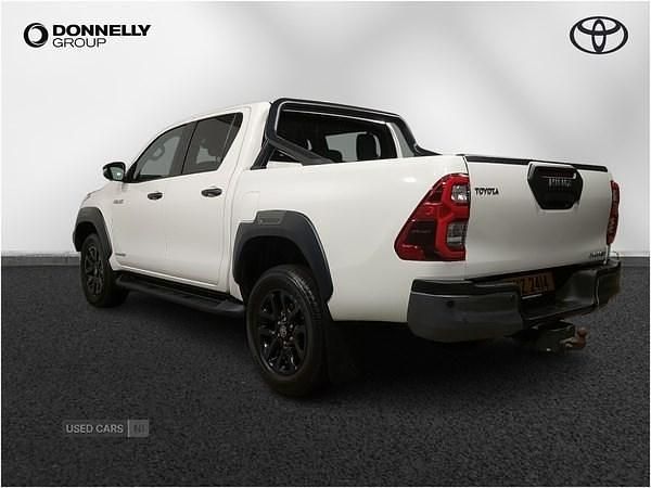 Used Toyota HiLux 204 HP (150 kW) 2025 White Pickup