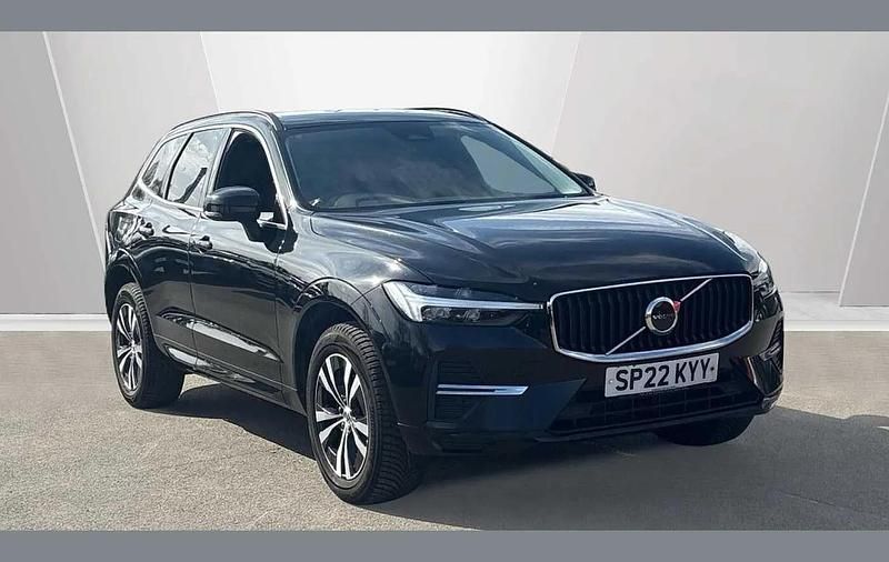 Used Volvo XC60 Momentum 247 HP (181 kW) 2022 Black SUV