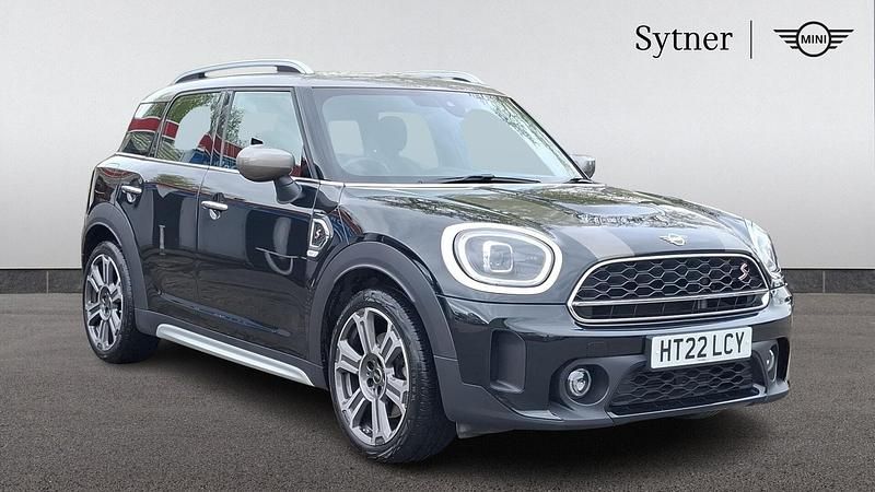 Begagnad Mini Cooper S Countryman Exclusive 176 HK (129 kW) 2022 Svart SUV