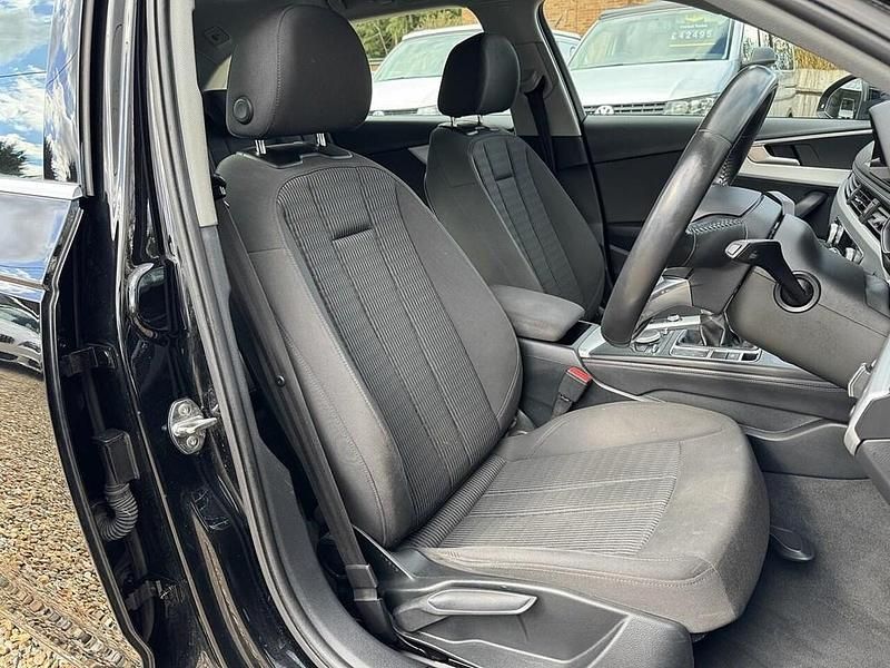 Used Audi A4 150 HP (110 kW) 2017 Black Estate