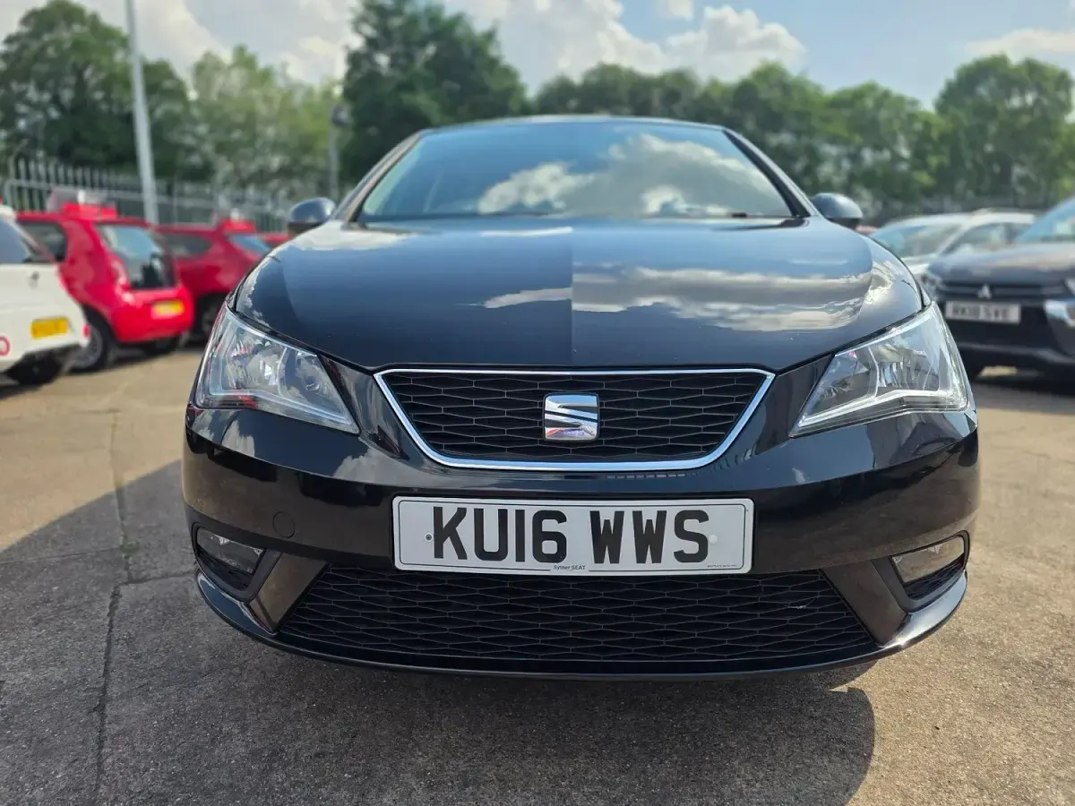 Used Seat Ibiza CONNECT 90 HP (66 kW) 2016 Black Hatchback