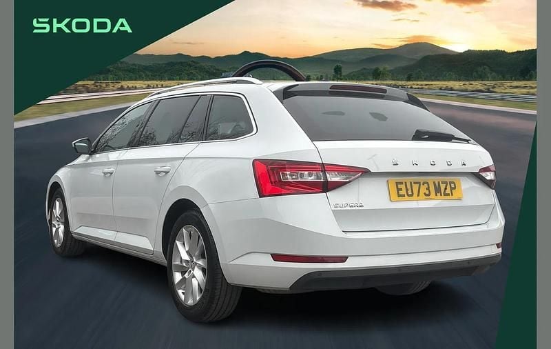 Used Skoda Superb SE Technology 150 HP (110 kW) 2023 White Estate