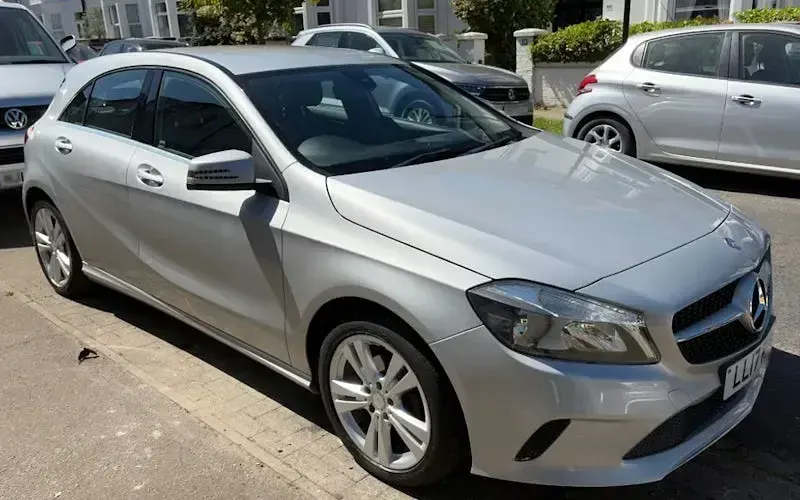 Usado Mercedes A180 109 HP (80 kW) 2017 Citadino