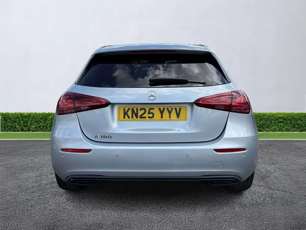 Used Mercedes A180 Sport Edition 134 HP (98 kW) 2025 Silver Hatchback