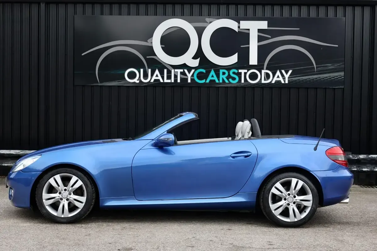 Used Mercedes SLK200 2009 Blue Cabriolet