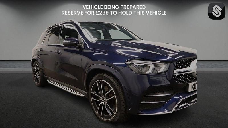 Cavansite blue Used 2021 Mercedes GLE400 AMG line SUV | £42,350 (Fair price) - Image 1/4