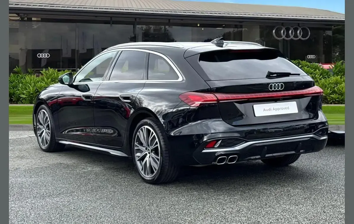 Used Audi A5 S-Line 204 HP (150 kW) 2026 Black Estate