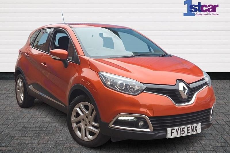 Orange Used 2015 Renault Captur Dynamique SUV | £4,989 (Good price) - Image 1/1