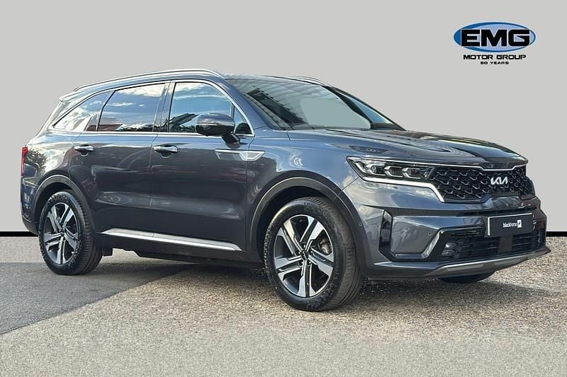 Grey Used 2023 Kia Sorento 2 SUV | £34,850 (Fair price) - Image 1/3