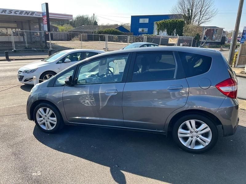 Used Honda Jazz EX 100 HP (73 kW) 2011 Grey Hatchback