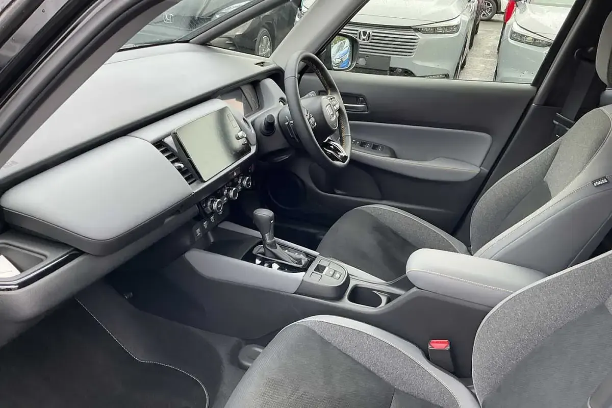 Used Honda Jazz Advance 122 HP (89 kW) 2026 Crystal black Hatchback