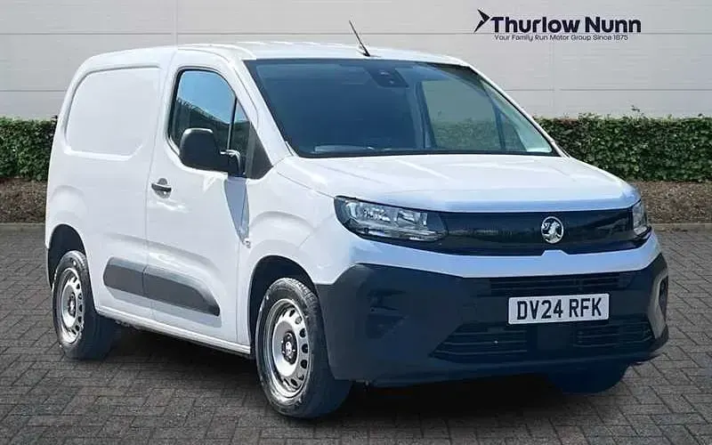Used Vauxhall Combo 102 HP (75 kW) 2024 MPV