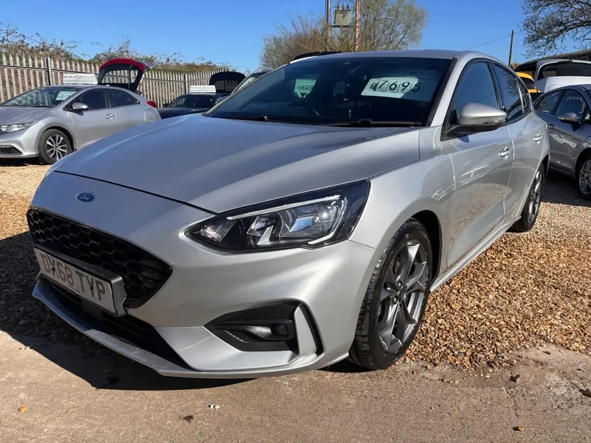 Used Ford Focus ST-Line 2018 Silver Hatchback