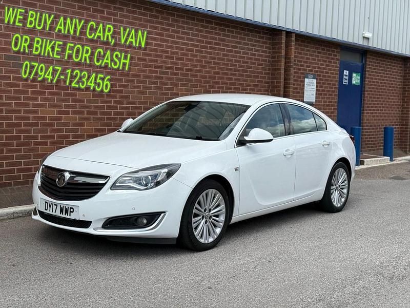 White Used 2017 Vauxhall Insignia Hatchback | £3,995 (Fair price) - Image 1/4