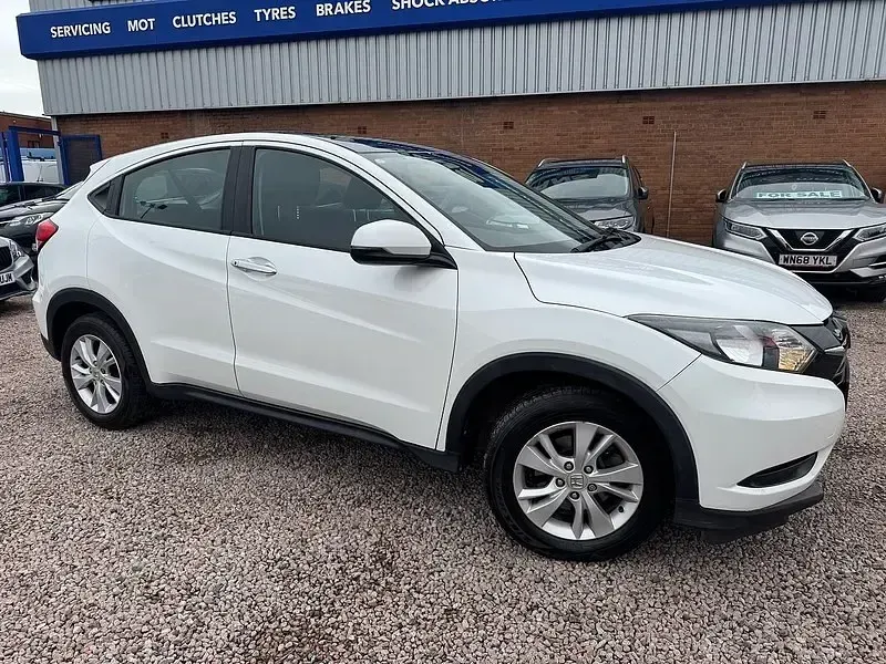 Używany Honda HR-V S 130 KM (95 kW) 2016 Biały SUV