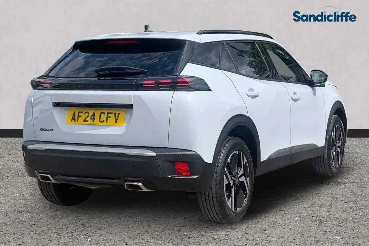 Used Peugeot 2008 Allure 131 HP (96 kW) 2026 White SUV