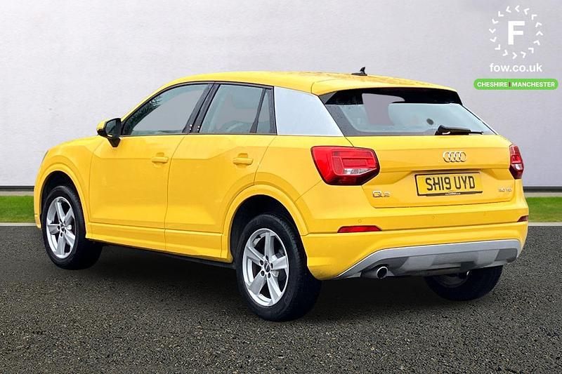 Used Audi Q2 Sport 116 HP (85 kW) 2019 Yellow SUV