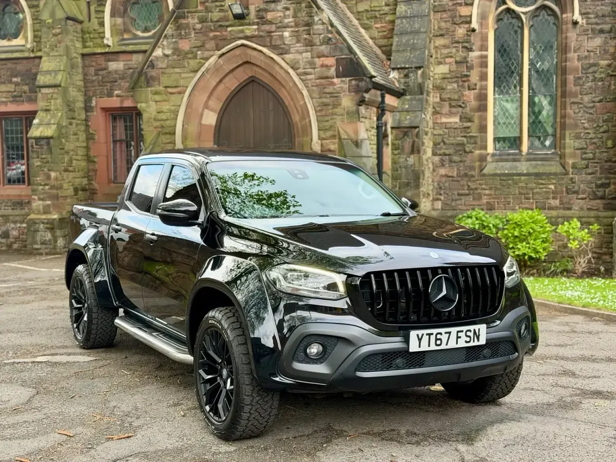 Used Mercedes X250 190 HP (139 kW) 2017 Black Pickup
