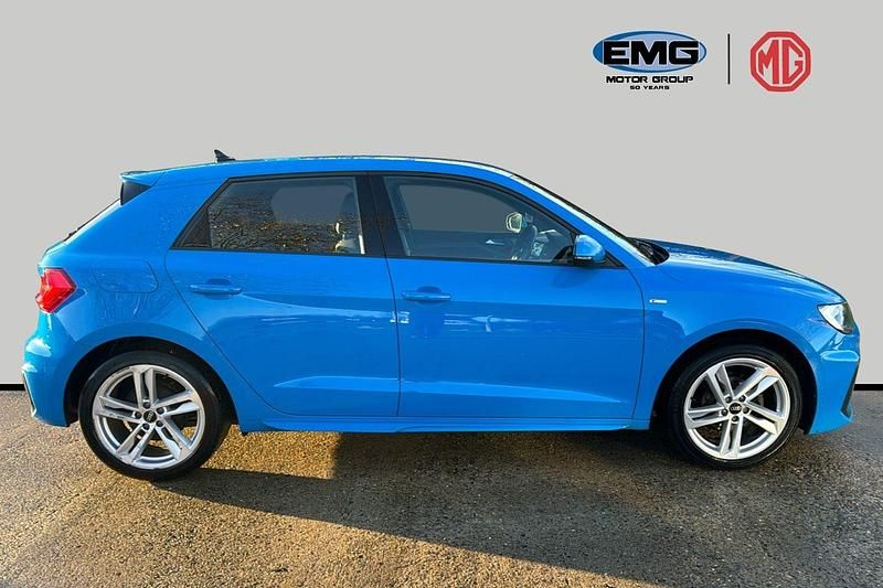 Used Audi A1 Sportback S-Line 95 HP (69 kW) 2022 Blue Hatchback