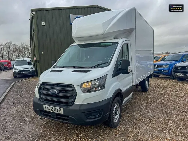 Second-hand Ford Transit Select 130 CP (95 kW) 2022 Alb Cabrio