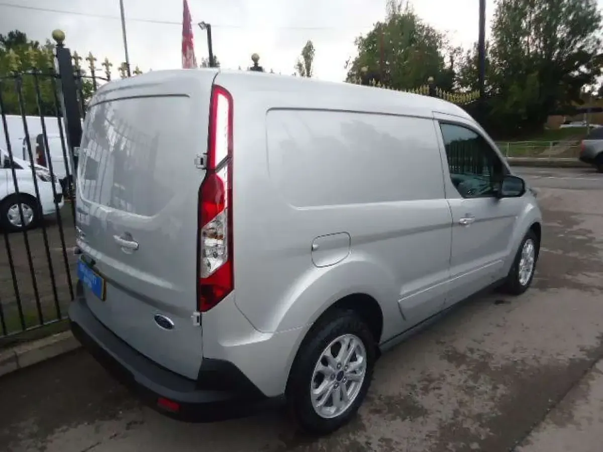 Used Ford Transit Connect Limited 100 HP (73 kW) 2023 Silver MPV