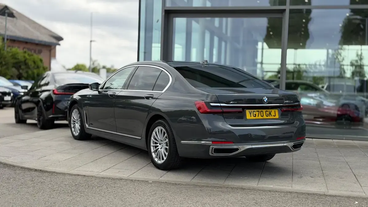 Used BMW 745e Comfort Edition 389 HP (286 kW) 2020 Grey Sedan