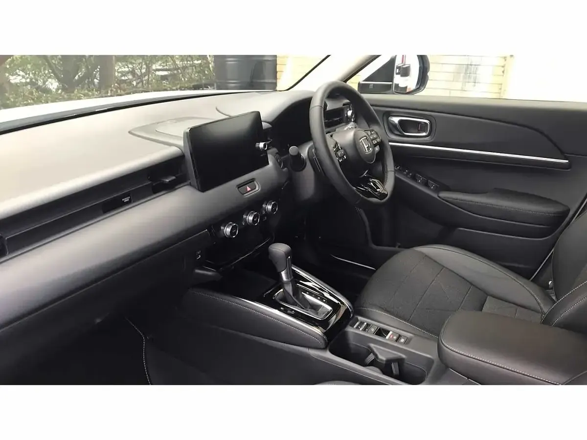 Used Honda HR-V Advance 131 HP (96 kW) 2026 White SUV