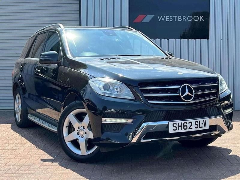 Black Used 2012 Mercedes ML250 SUV | £9,570 (Fair price) - Image 1/4