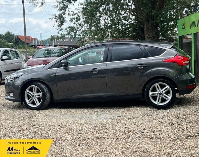 Grey Used 2015 Ford Focus Titanium Hatchback | £6,250 (Fair price) - Image 1/4